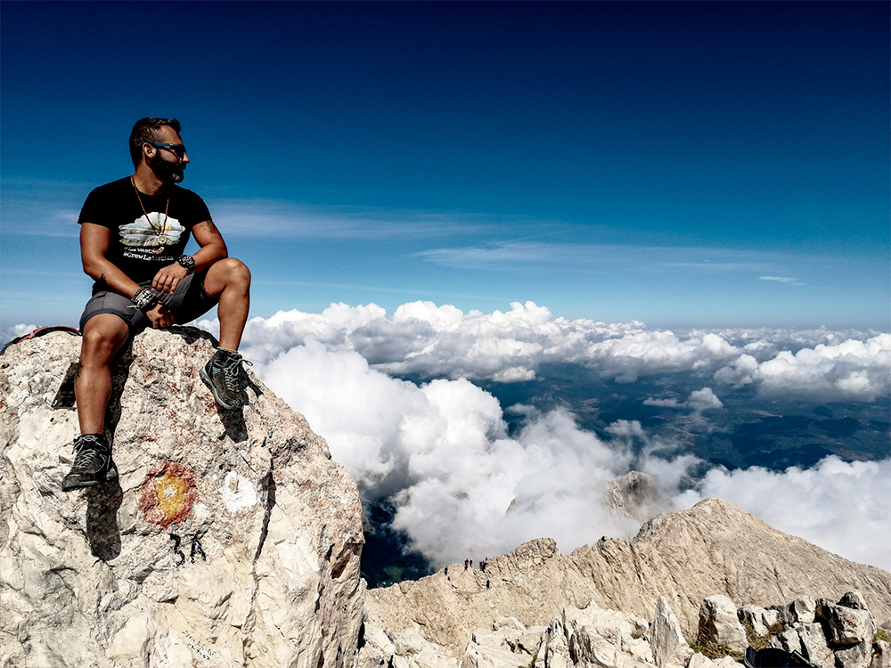 Sulla vetta del Corno Grande del Gran Sasso